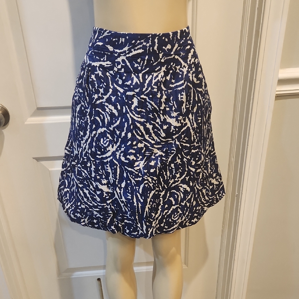 Banana Republic Blue and White Bubble Mini Skirt Resort Wear